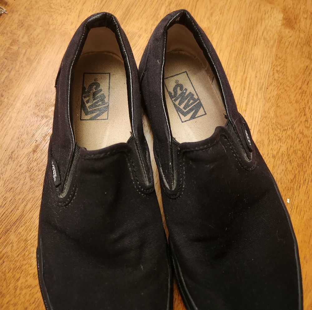 Vans - Picture 2 of 3